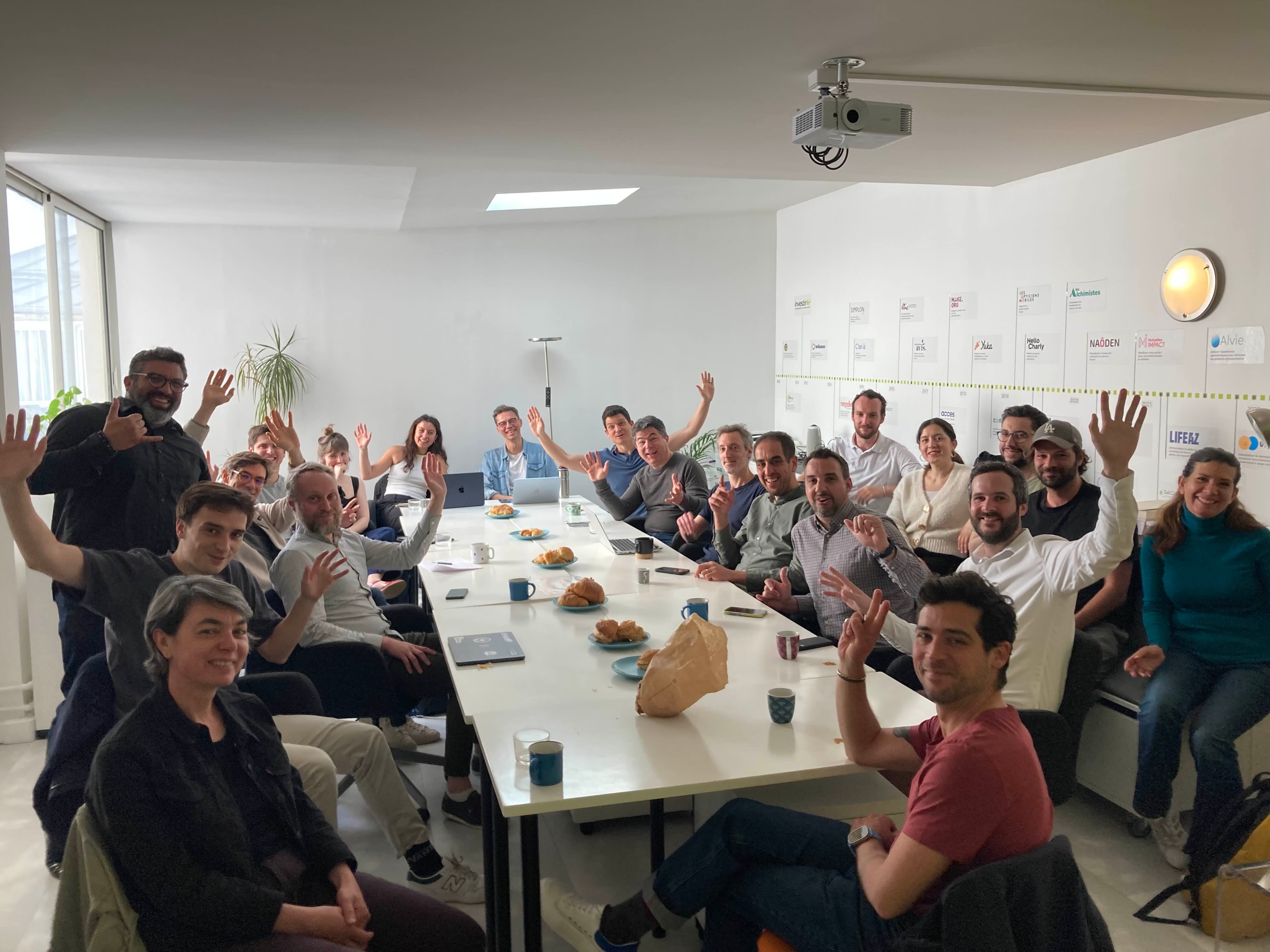 Petit déjeuner table ronde